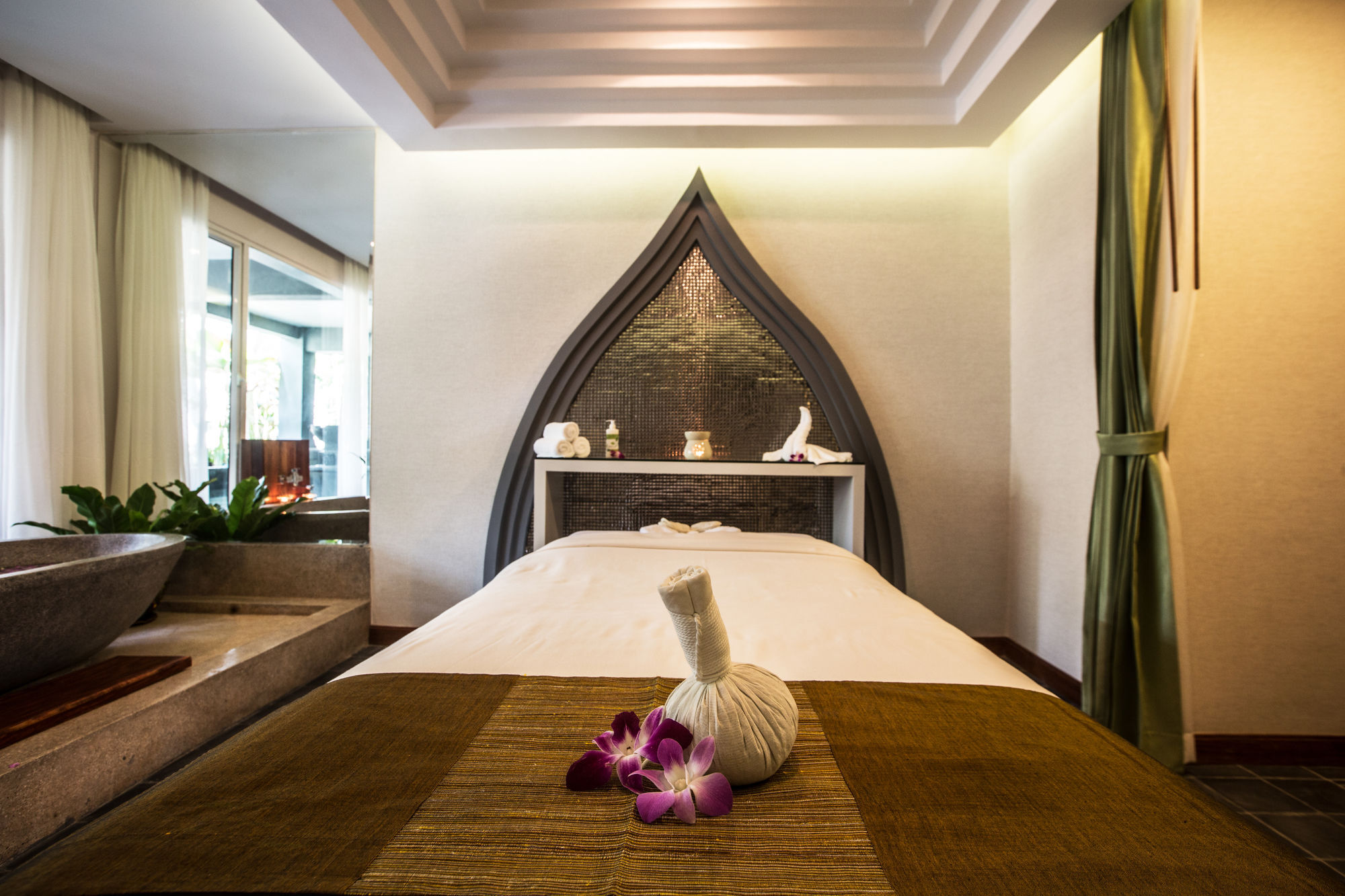 J7 Angkor 5* Siem Reap