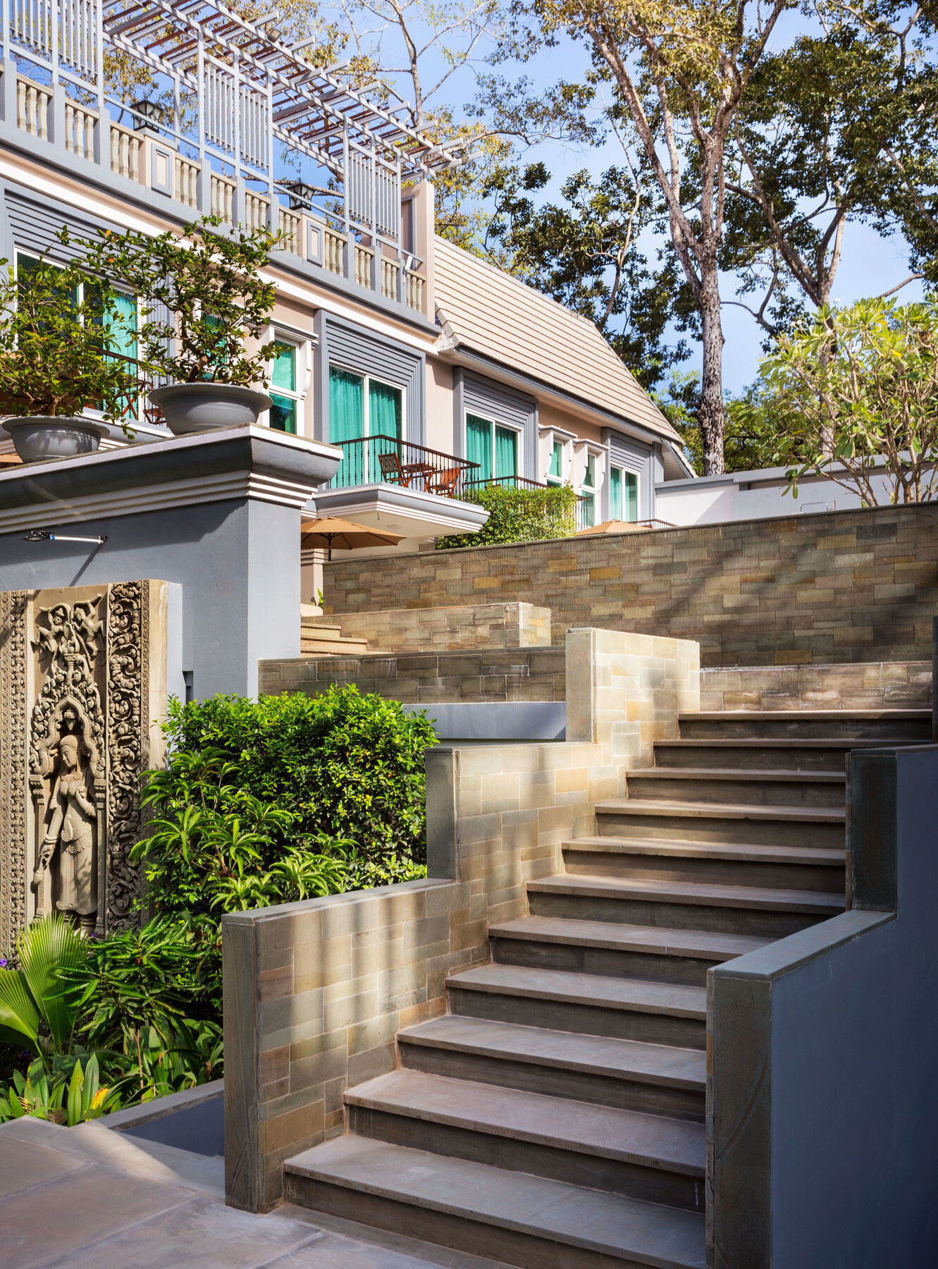 J7 Angkor Resort