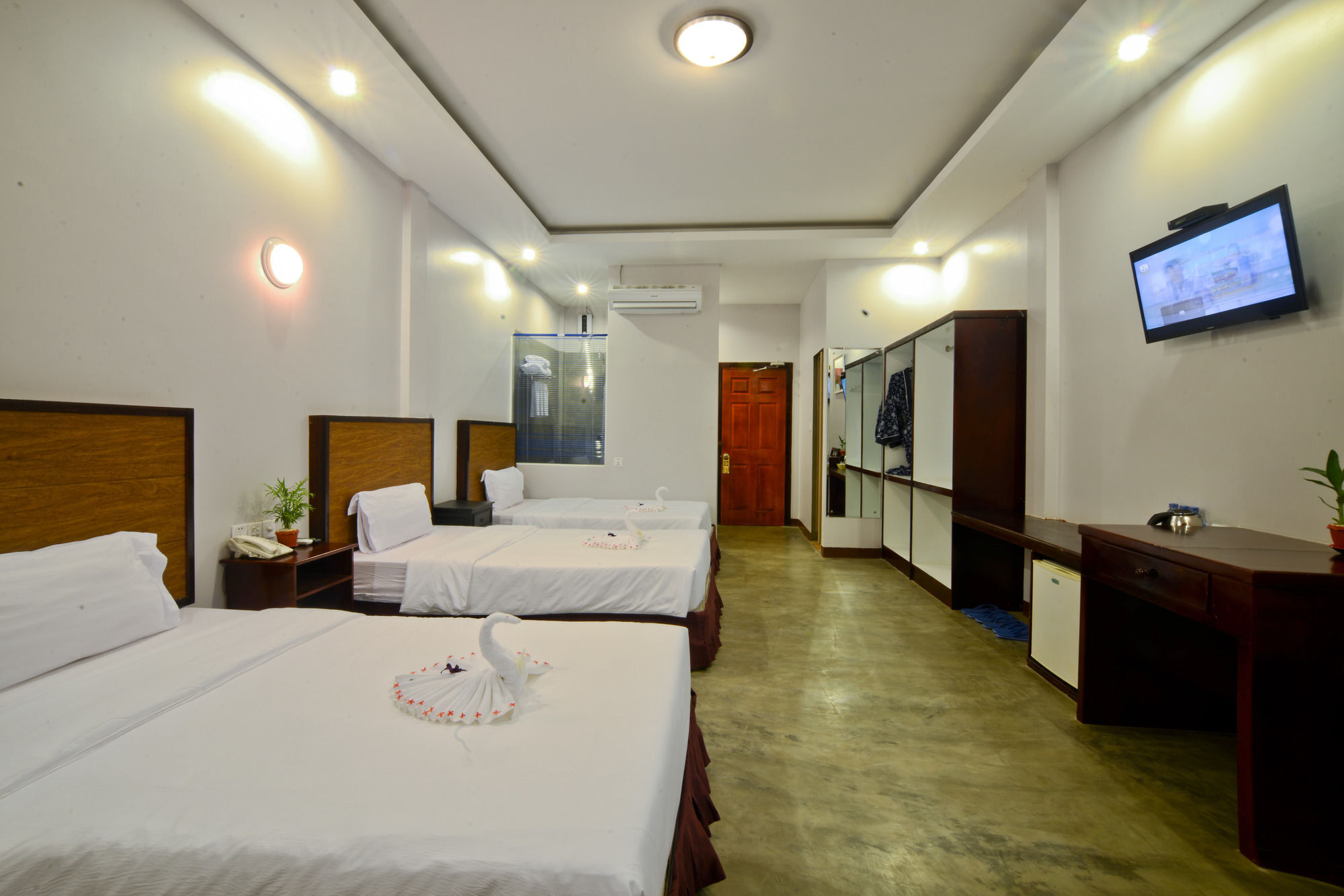 Angkor Haolyton 3*