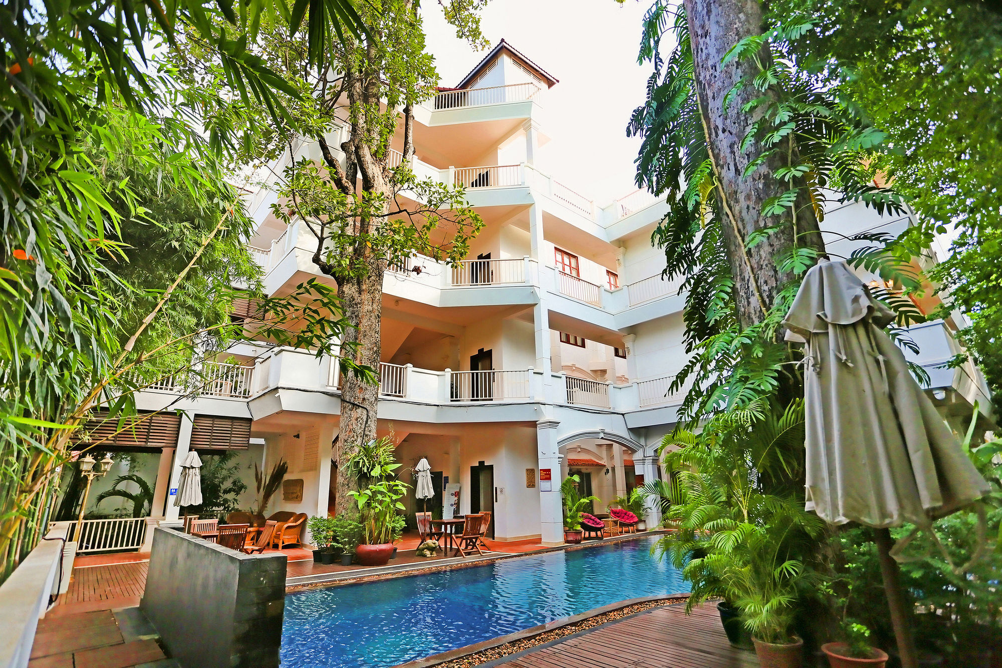 Grand Sunset Angkor Hotel