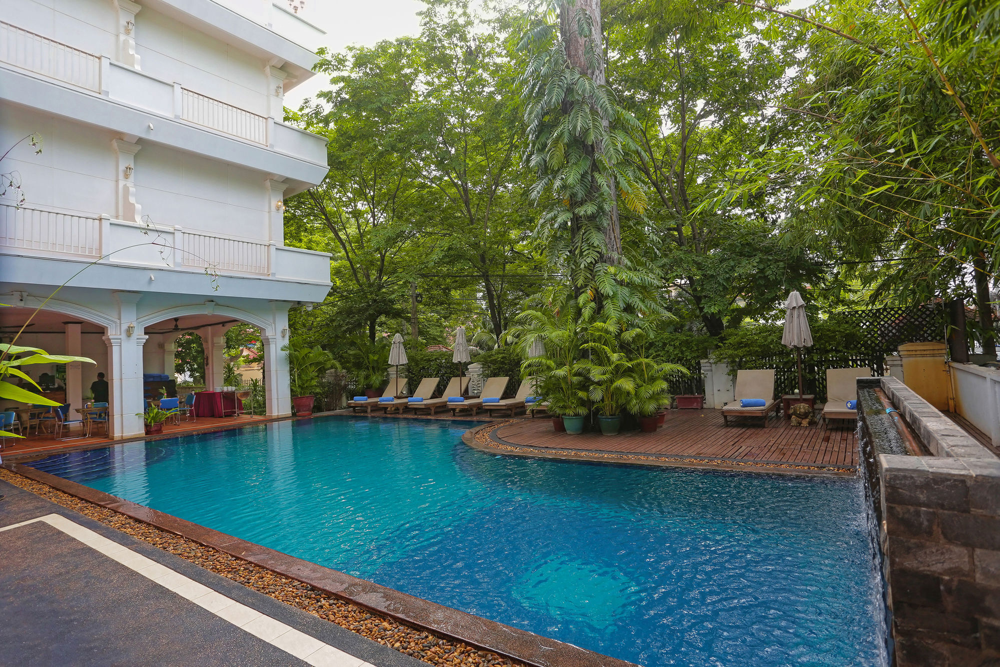 Grand Sunset Angkor