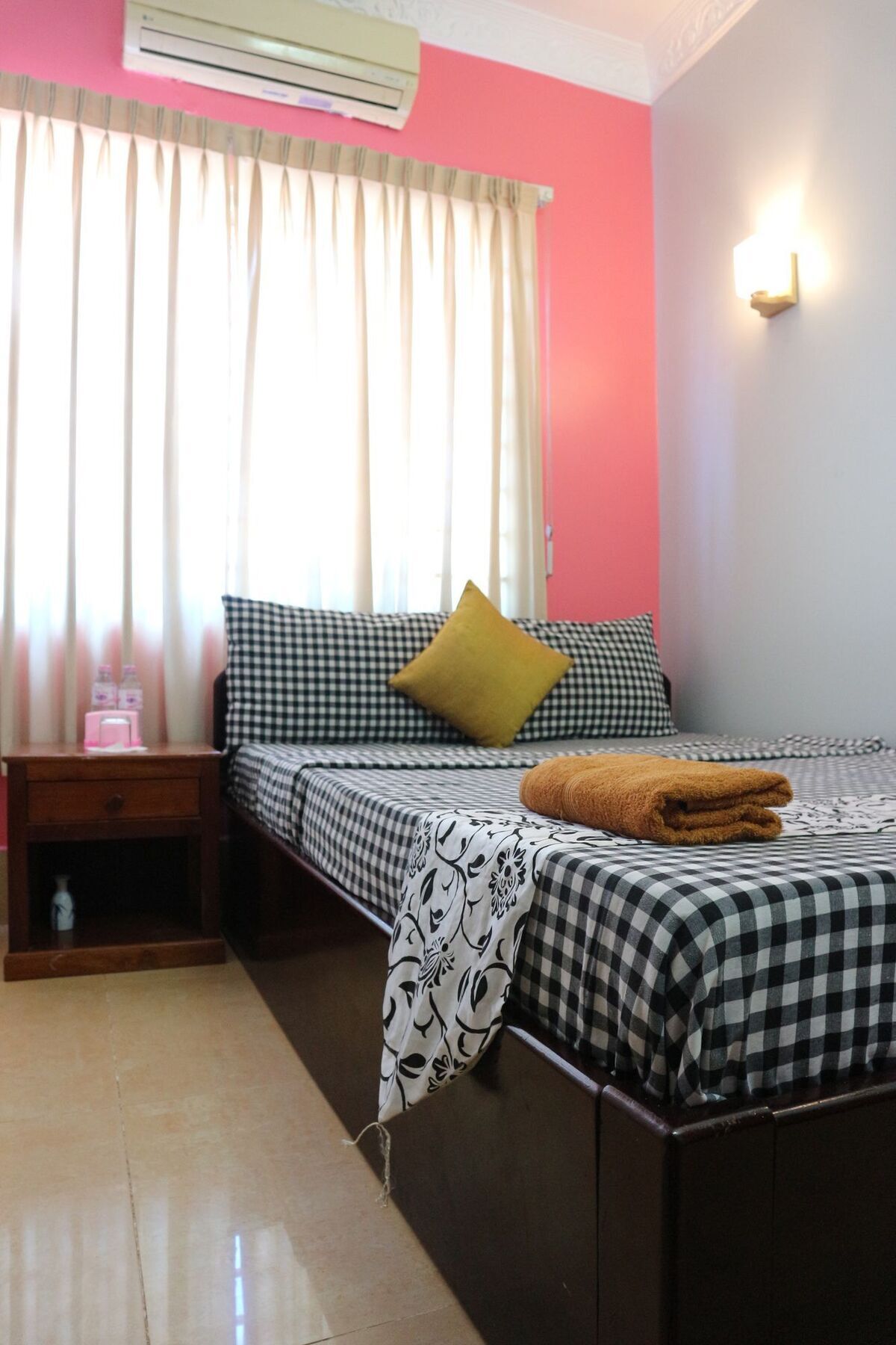 Archaic House Hotel