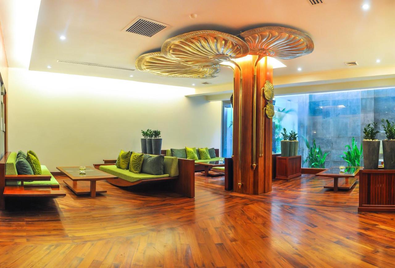 Borei Angkor & 5*