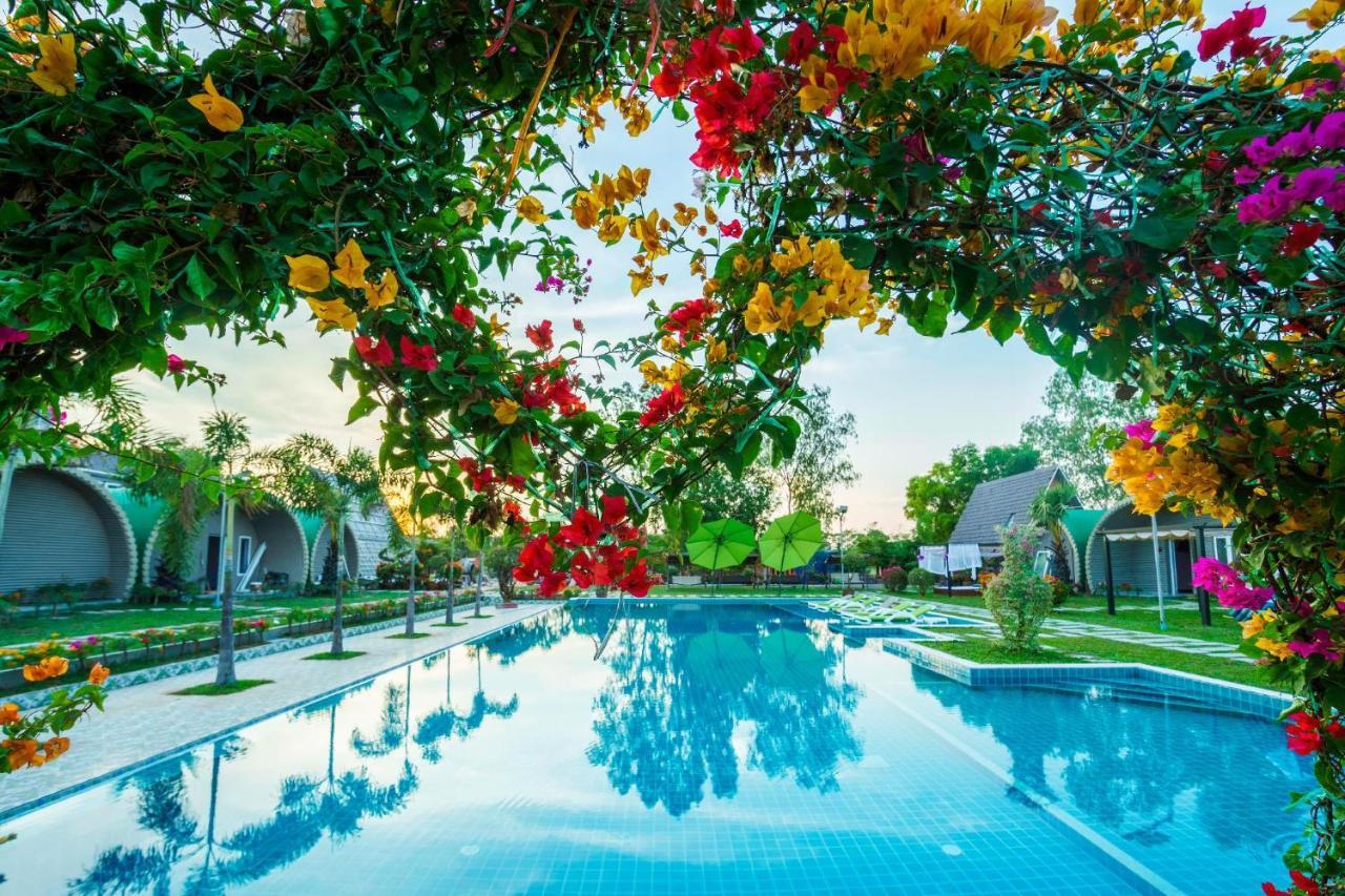 Resort Garden Flower 4*