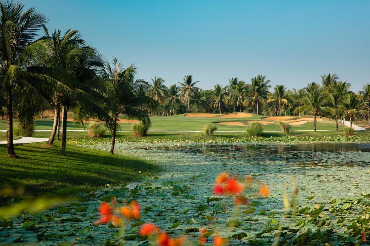 Khách sạn Sofitel Angkor Phokeethra Golf & 5*