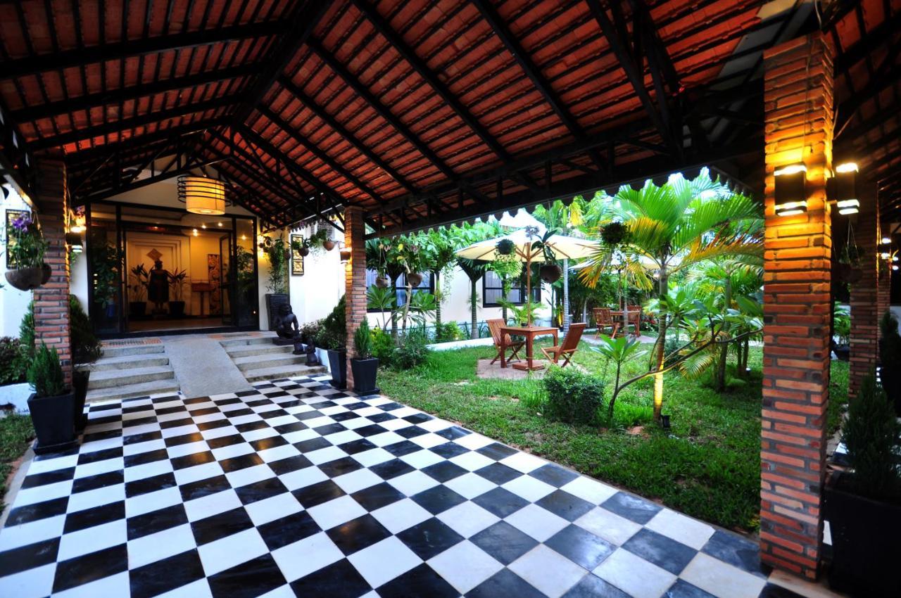 The Kool Hotel
