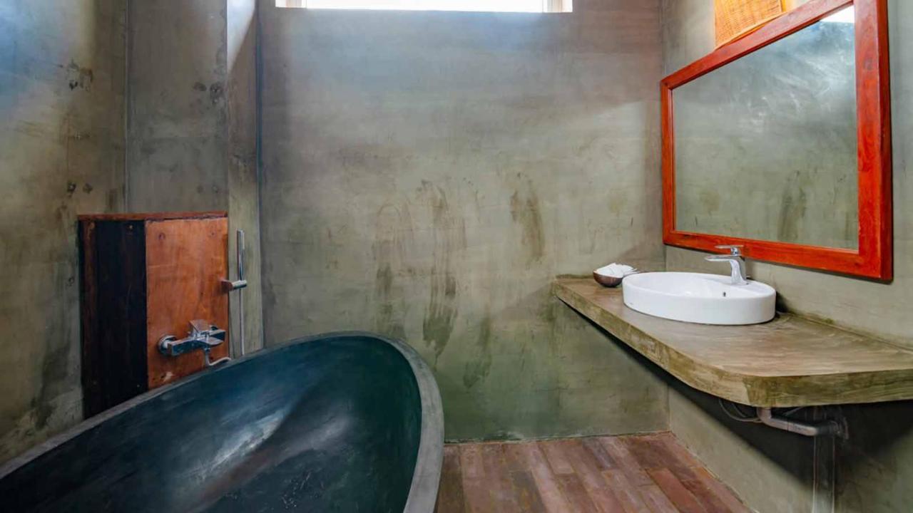 Hotel Mango Kesararam 3*