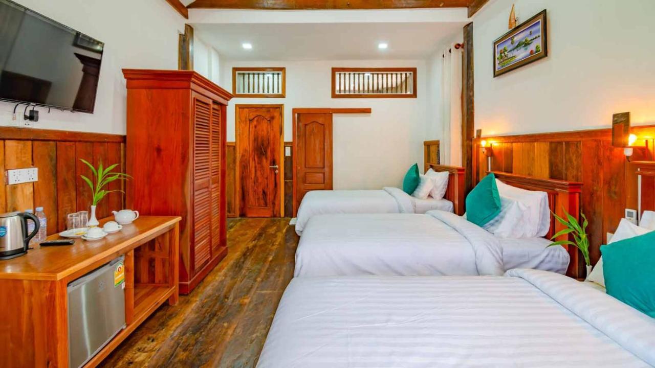 Mango Kesararam Hotel