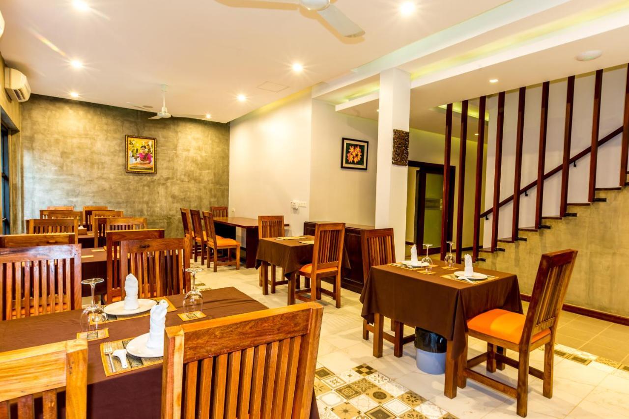 Hotel Coolland & 3*