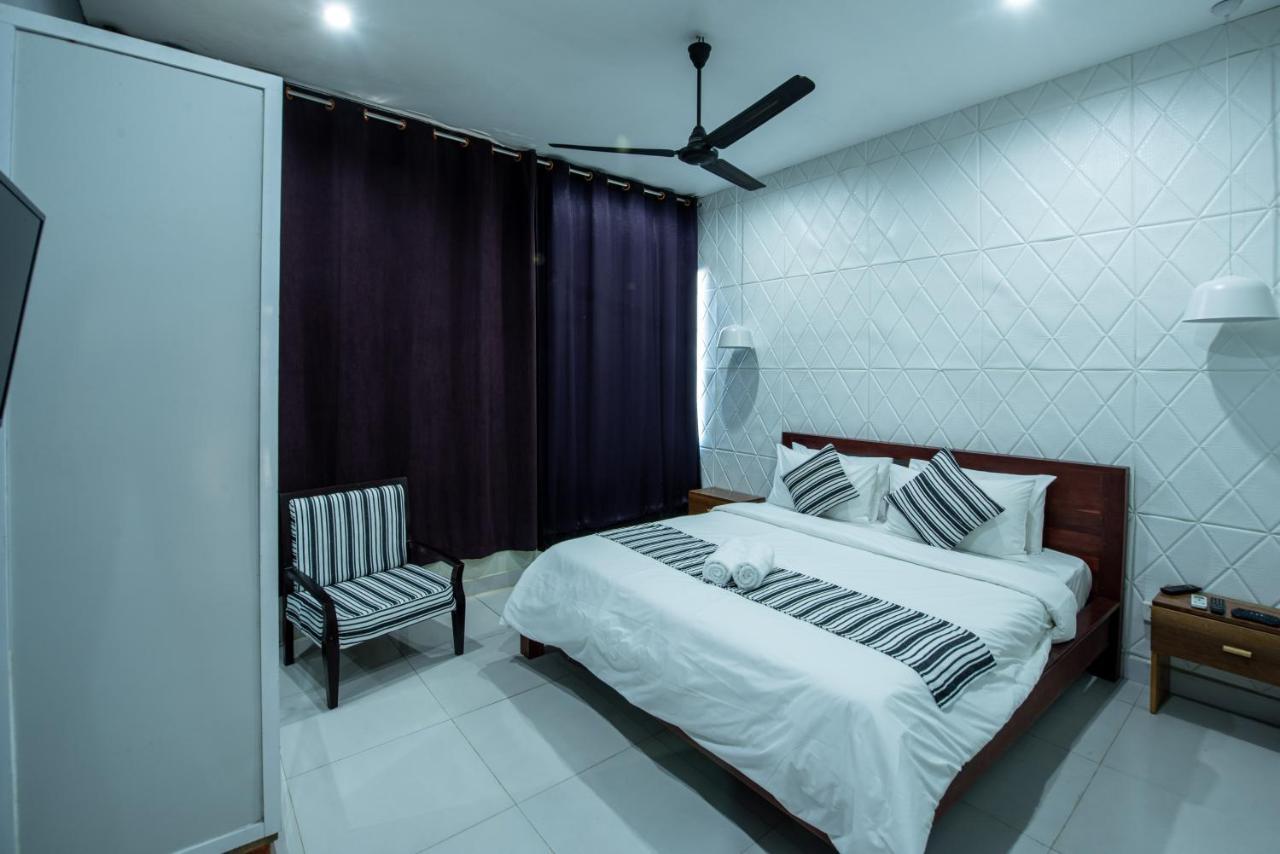 The Kool Hotel *