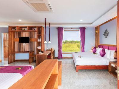 Cheata Hotel