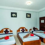 Golden Papaya Guesthouse