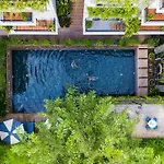 Bayon Modern Residence