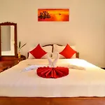 Densy Angkor Bungalow
