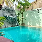 Siem Reap Riverside Hotel