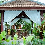 Villa Wat Damnak