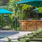 Lynnaya Urban River Resort