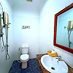 Golden Papaya Guesthouse
