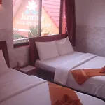 Jasmine Family Hostel