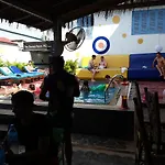 The Living Quarters Hostel 543