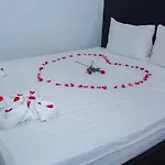 Seven Rooms Villa