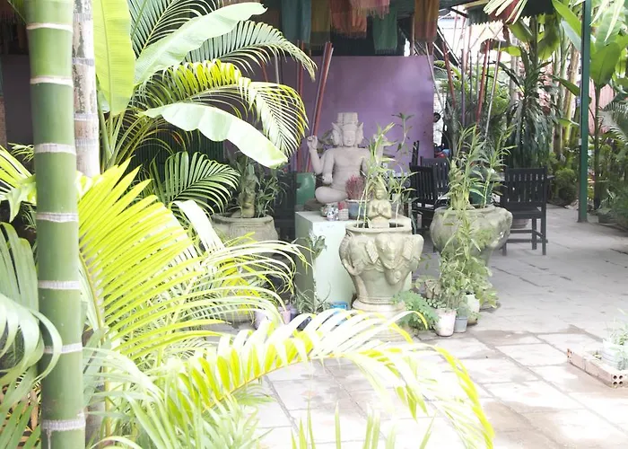 Palm Garden Lodge