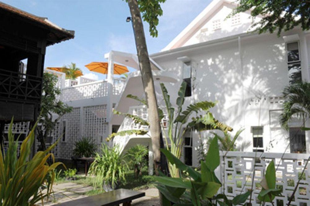 Hotel Comoda Casa Hotel 4*