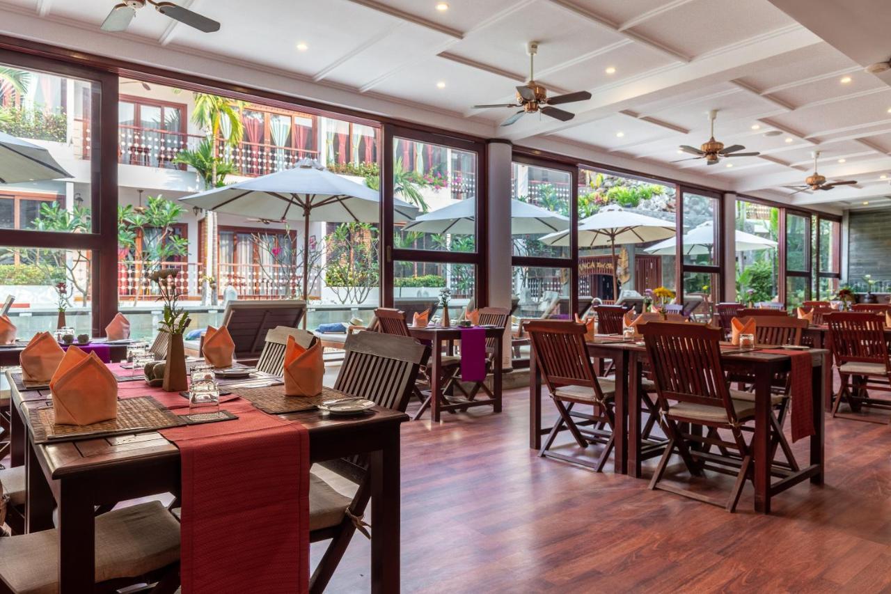 Montra Nivesha Khách sạn 5*