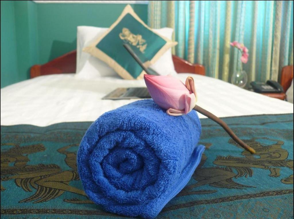 Paris Angkor Boutique