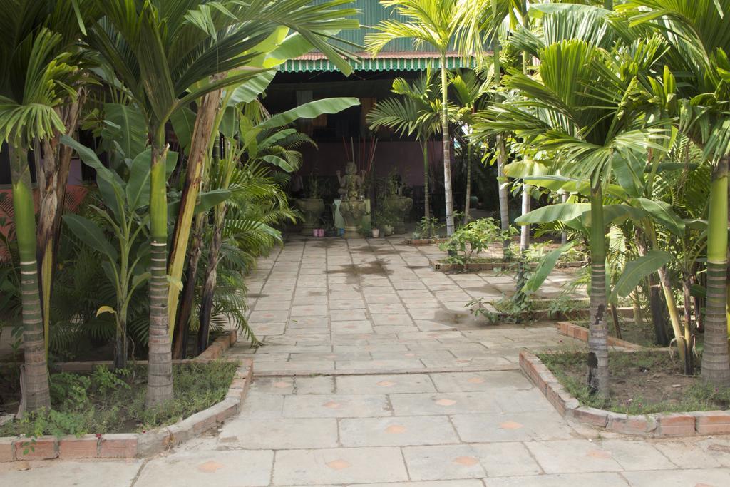 Hotel Palm Garden 2*
