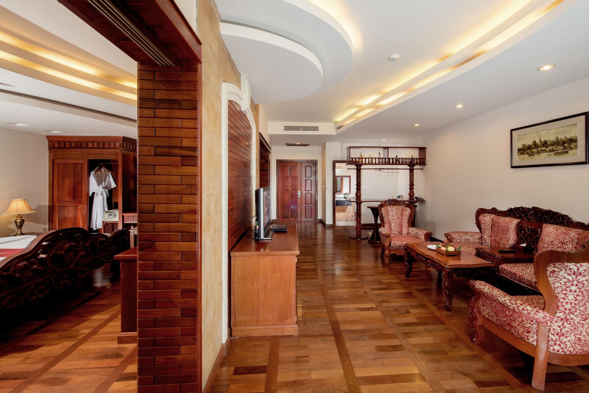 Pacific Premier & 5* Siem Reap