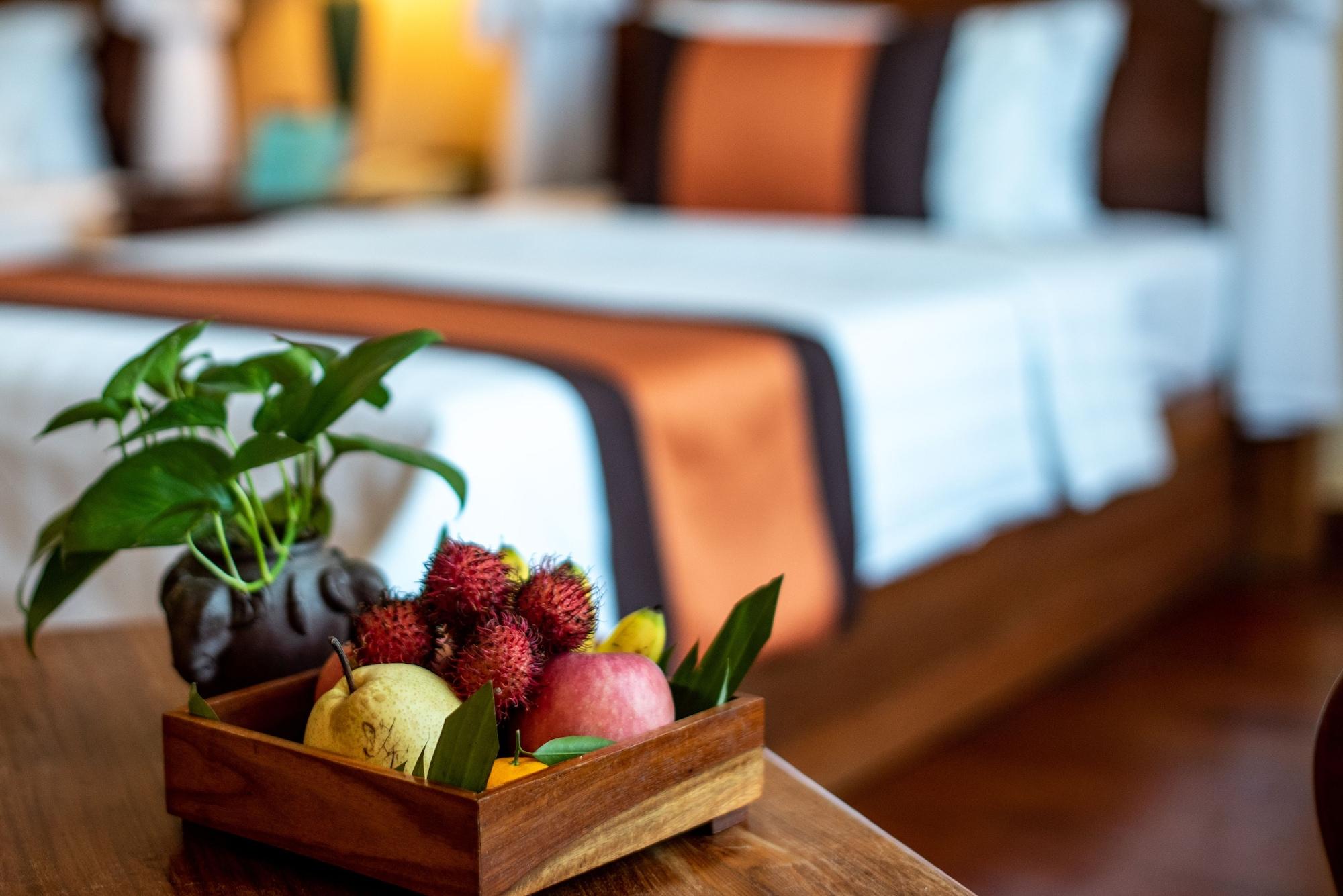Pacific Premier & Hotel