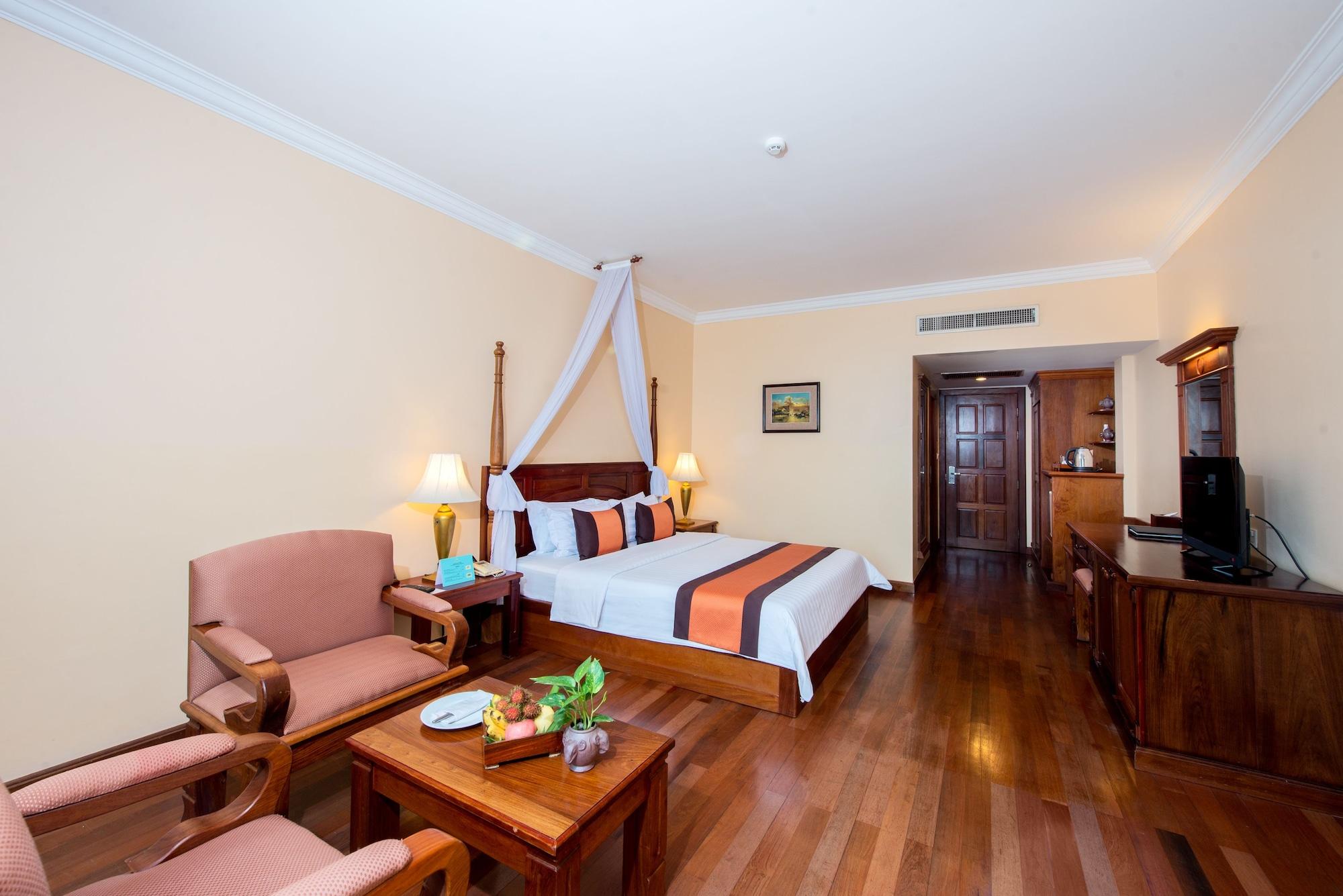 Pacific Premier & 5* Siem Reap