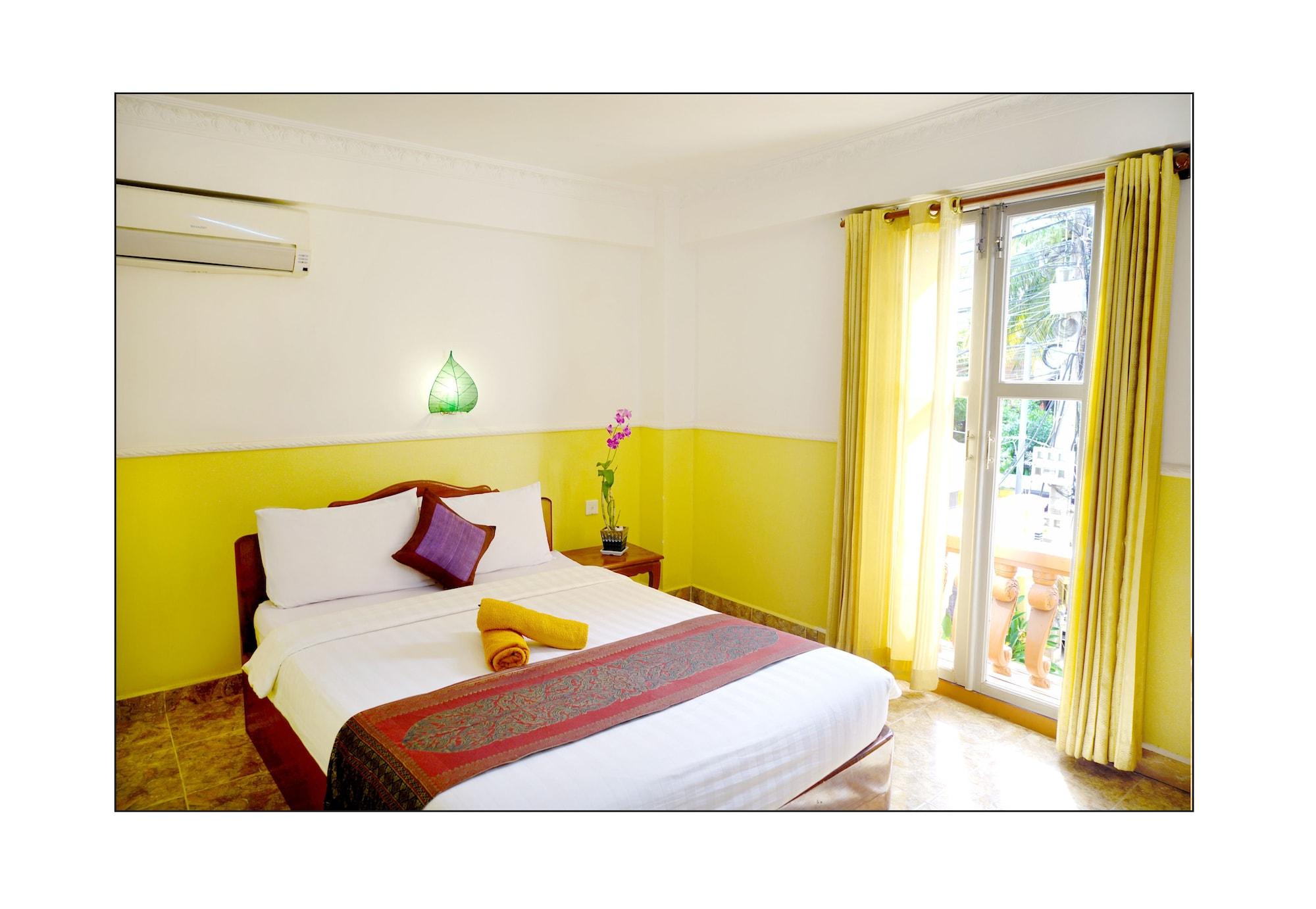 Paris Angkor Boutique