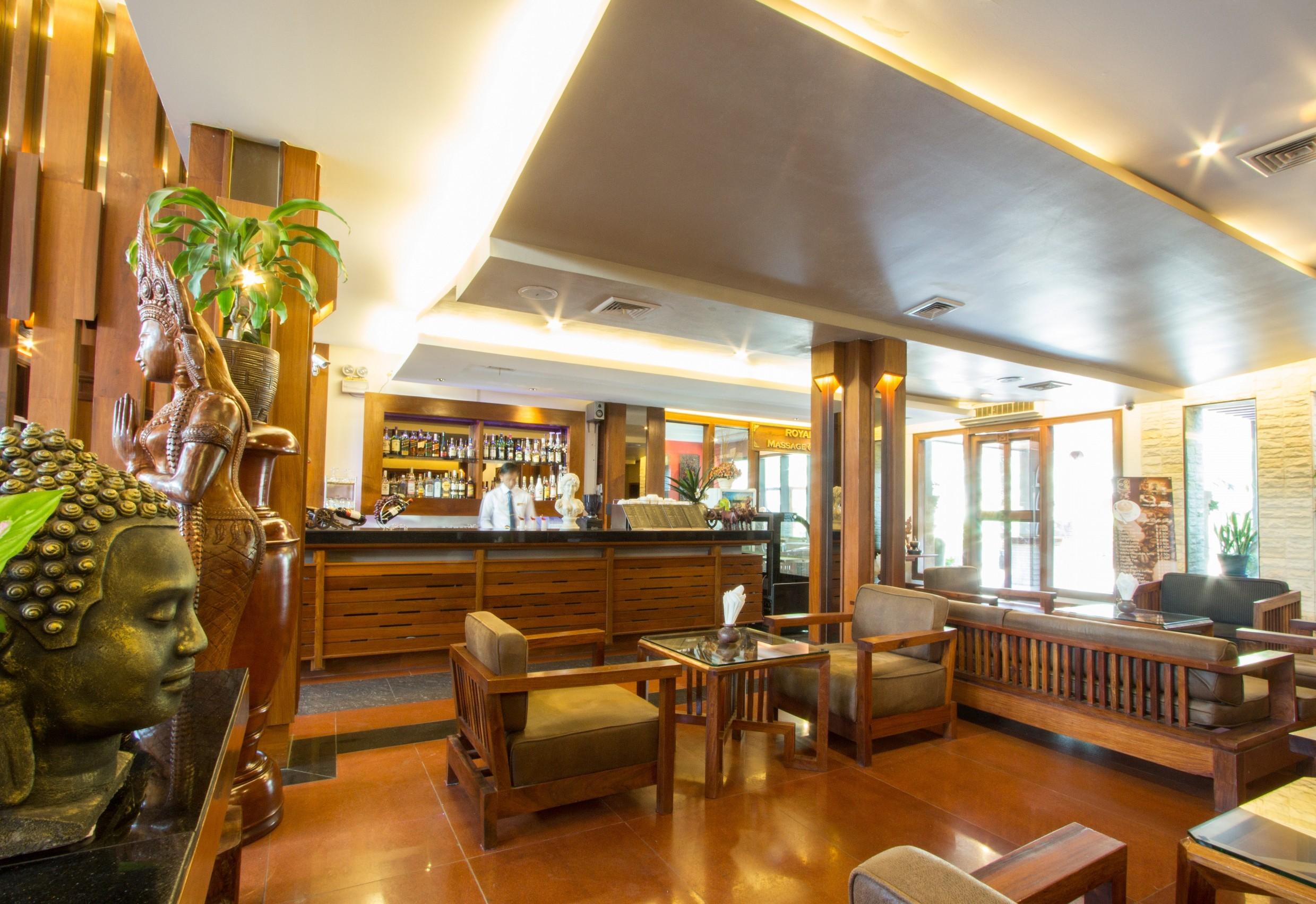 Royal Empire Hotel 4*