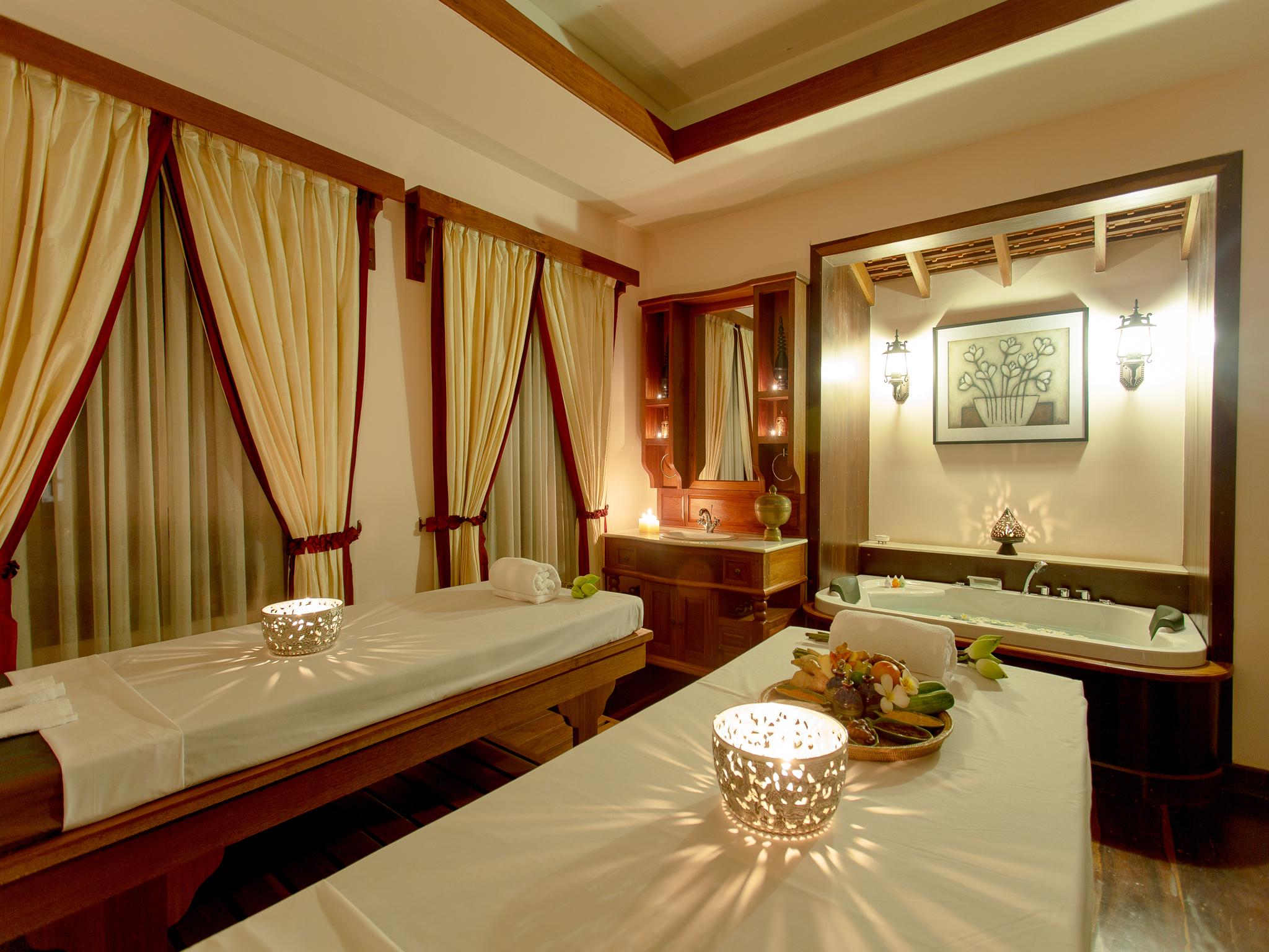 Royal Angkor & Resort