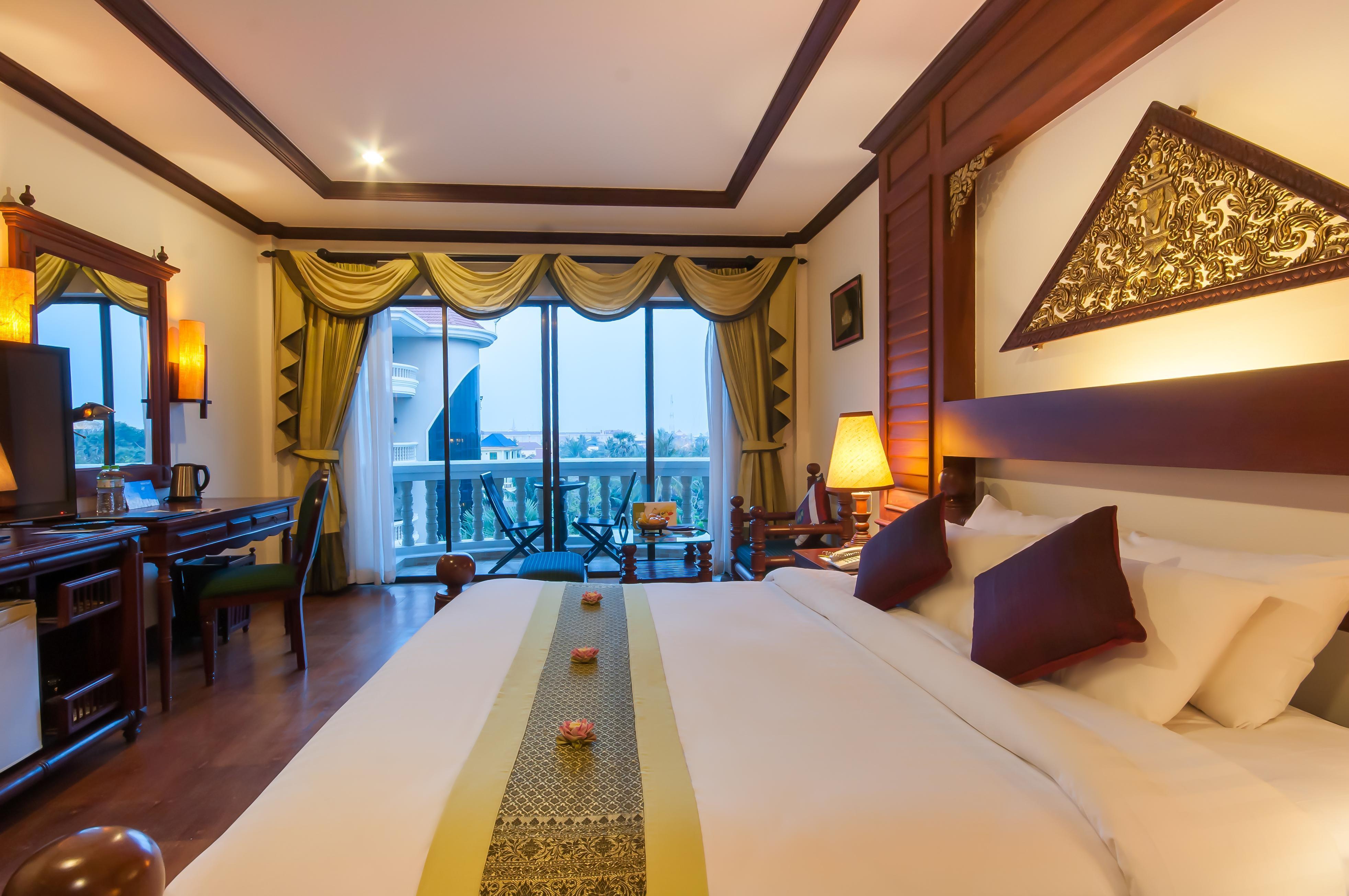 Borei Angkor & 5* Siem Reap