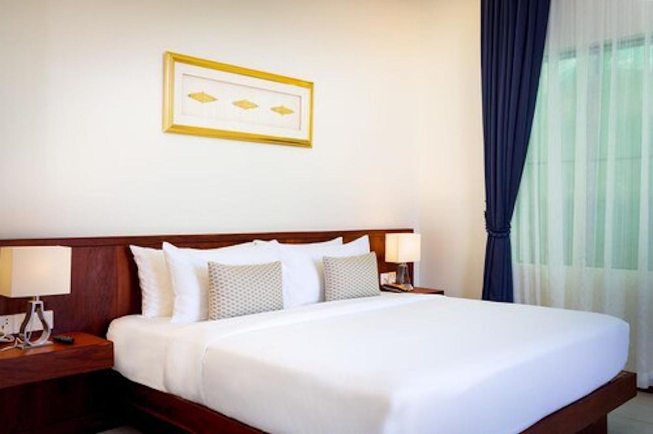 Blanc Smith Siem Reap