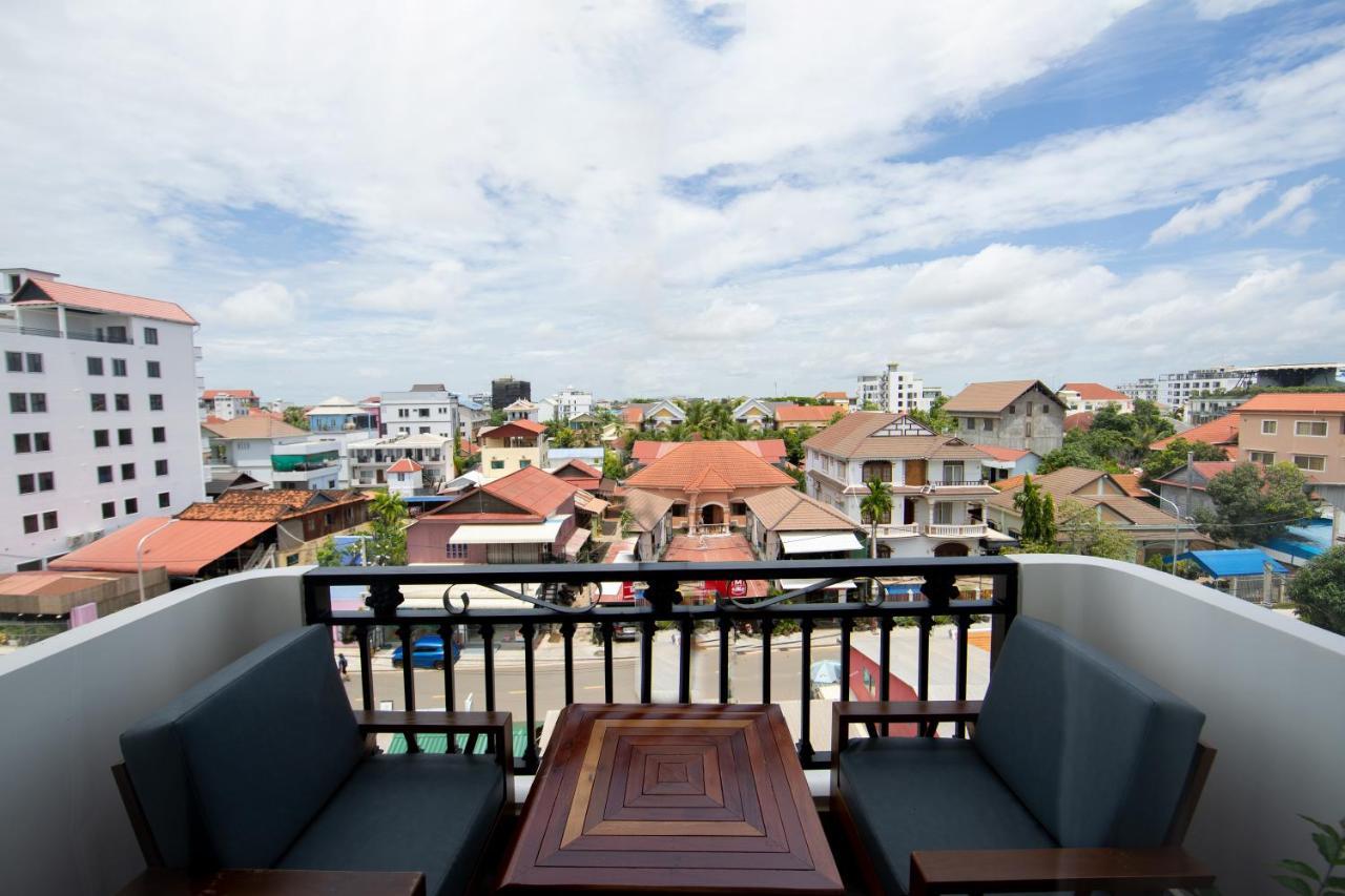 Khách sạn Two Seasons Siem Reap