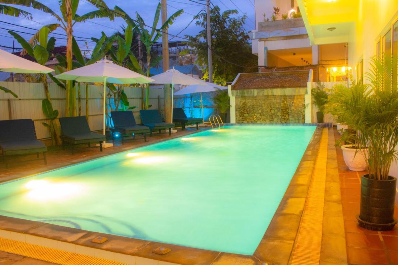 The Blanc Hotel 3*