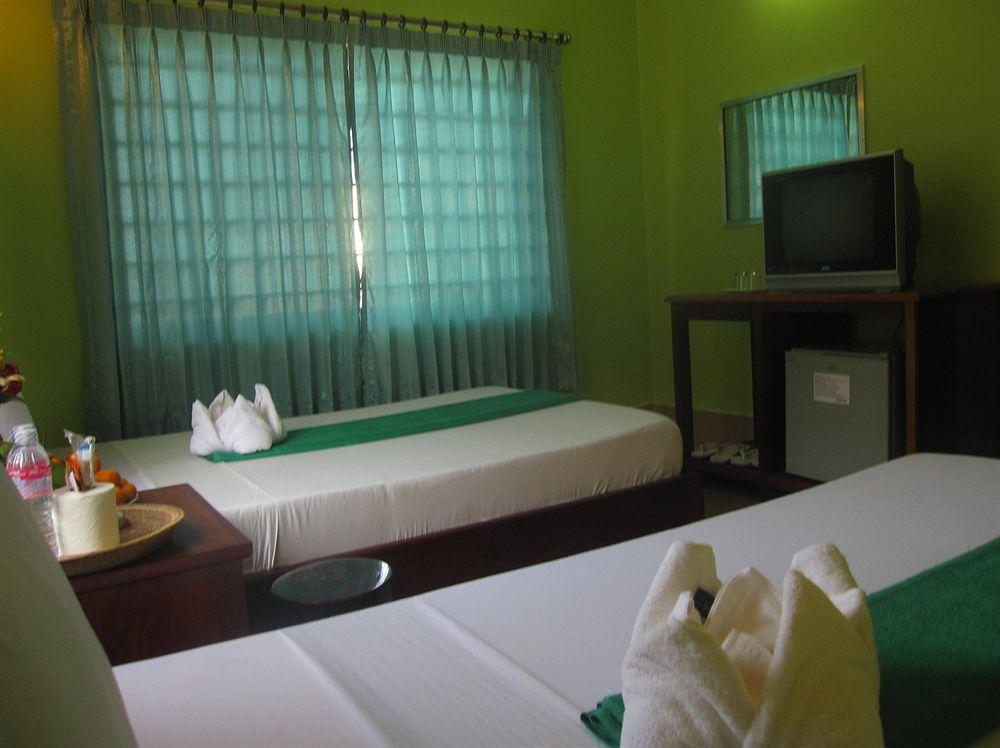 Ta Som & Tour Services Siem Reap