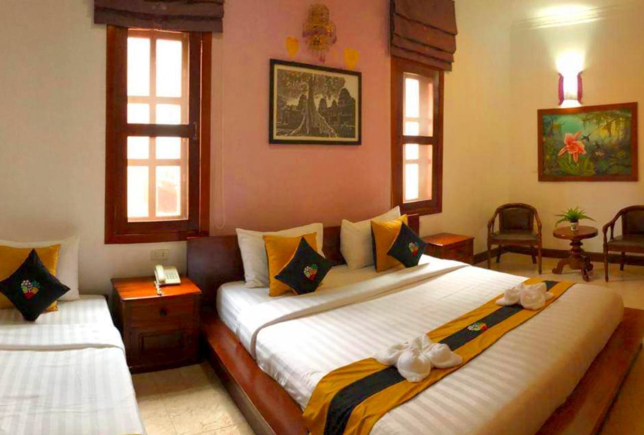 Antonios Hotel