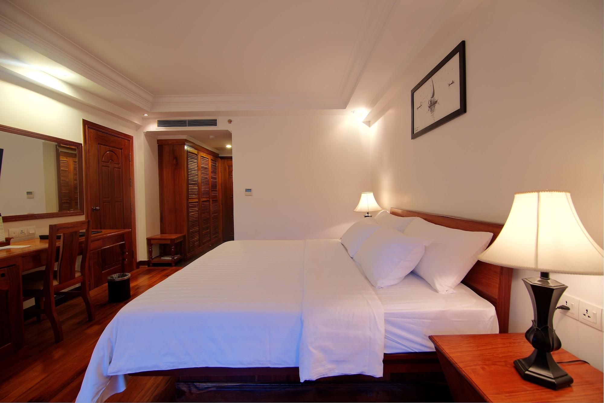 Hotel Somadevi Angkor Premium
