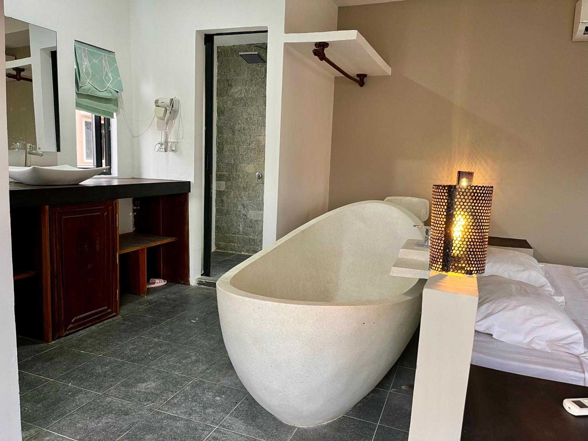 Hotel Angkor