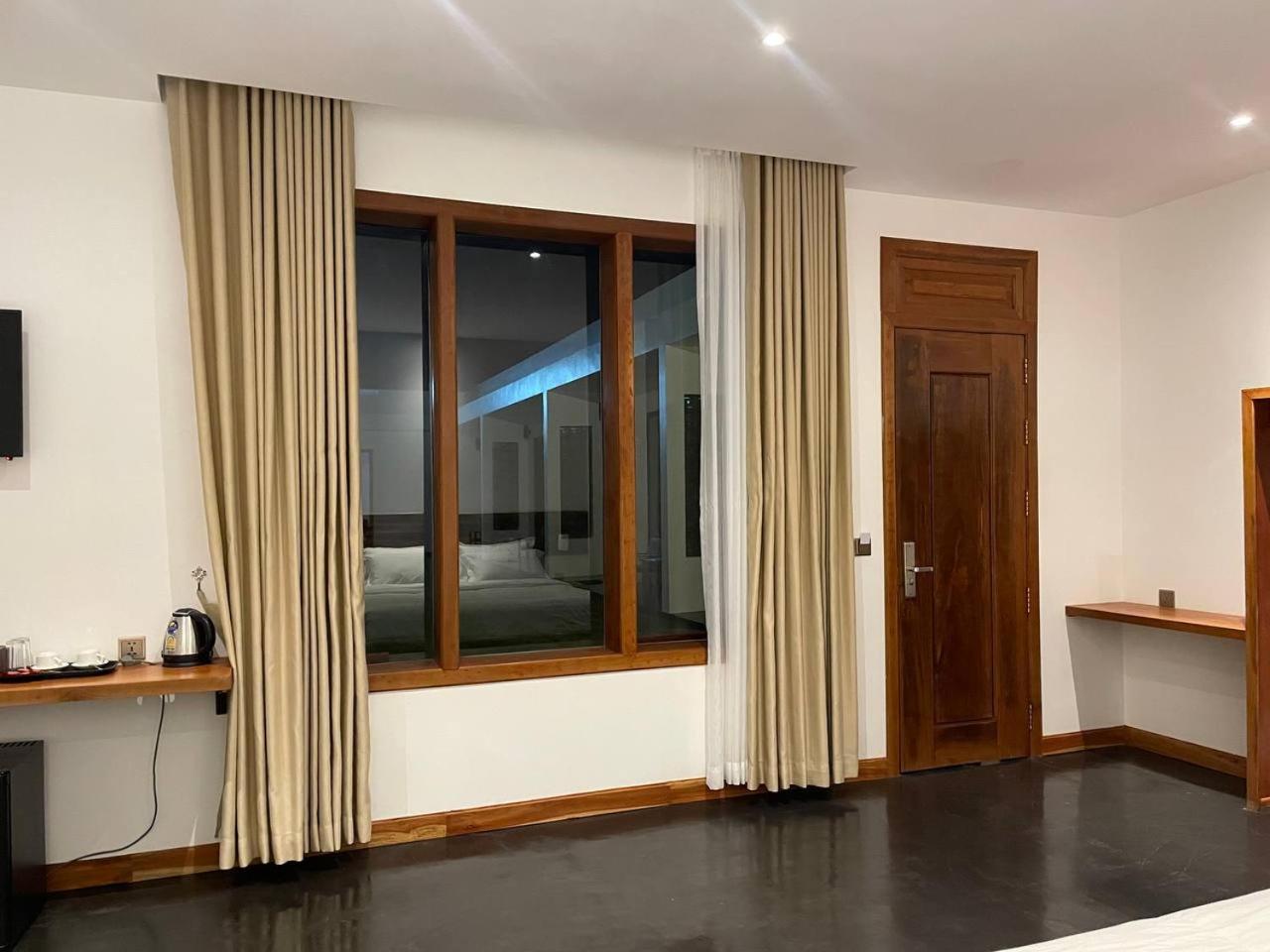 Uma Hotel