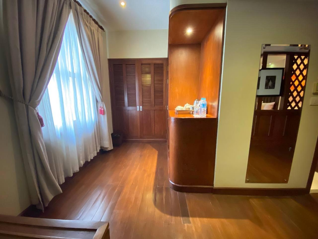 Royal Angkor & 5*