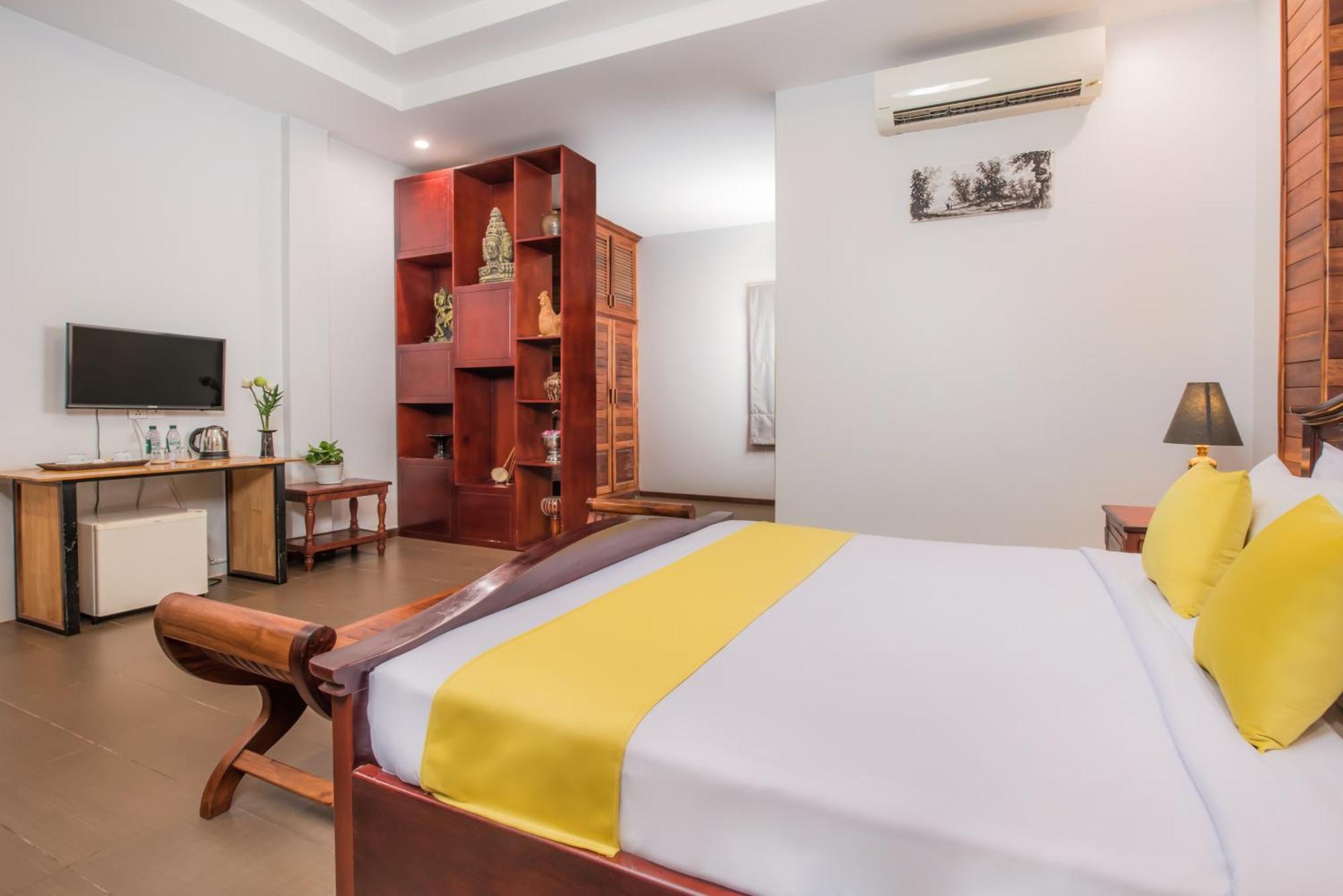 Samnak Lounge Hotel 4*