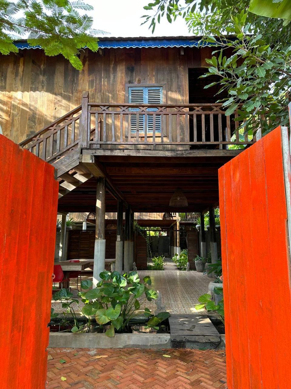 Dontrei Angkor Siem Reap