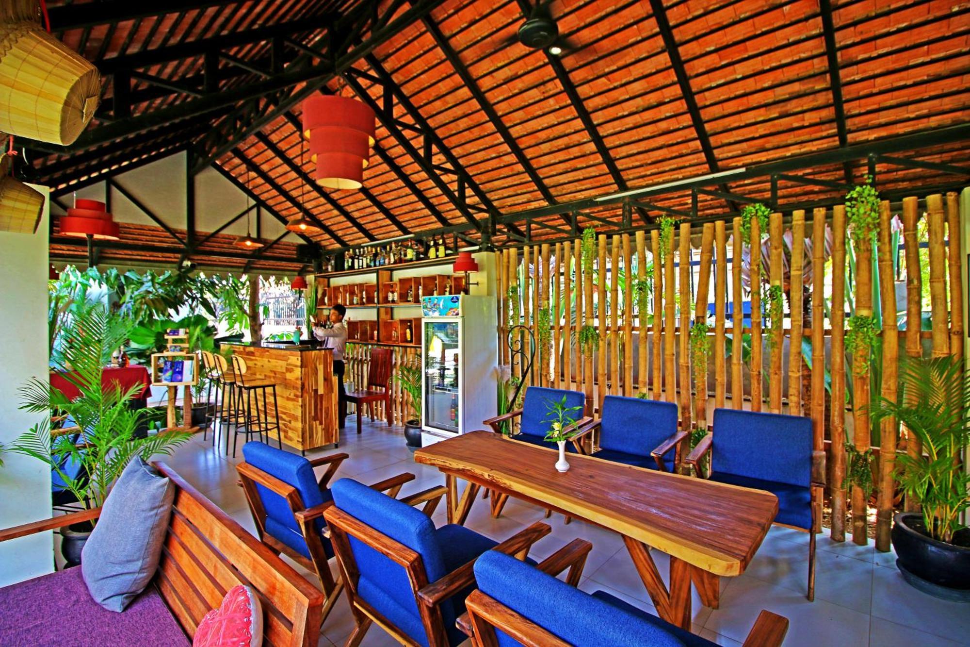 New Riverside Hotel Siem Reap