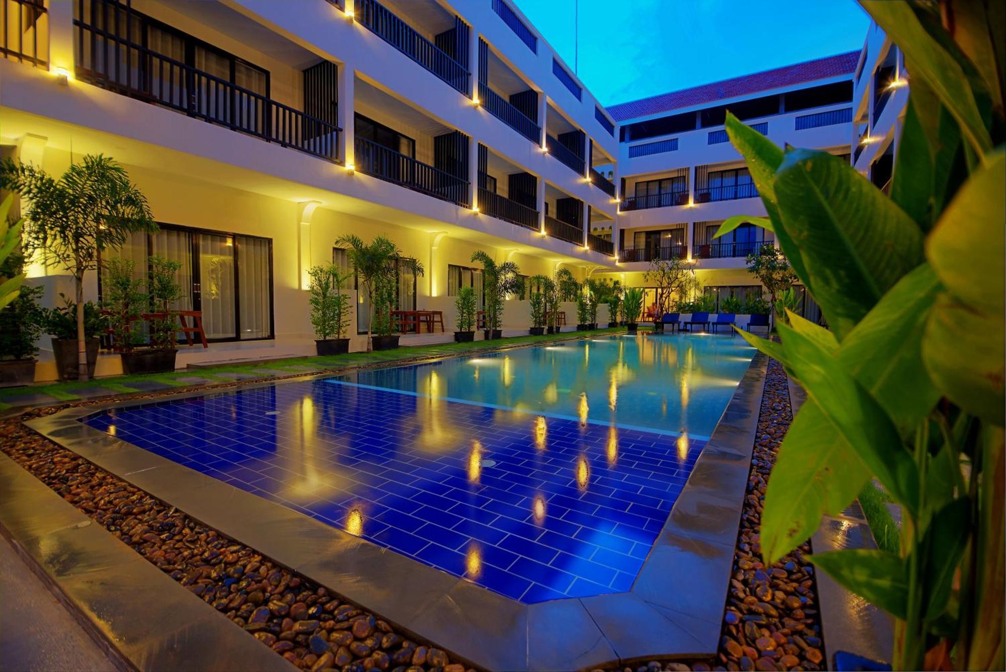 Hotel New Riverside 4*